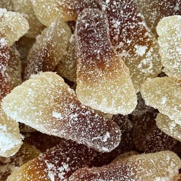 Geniet snel van Lutti zure voeten snoep!